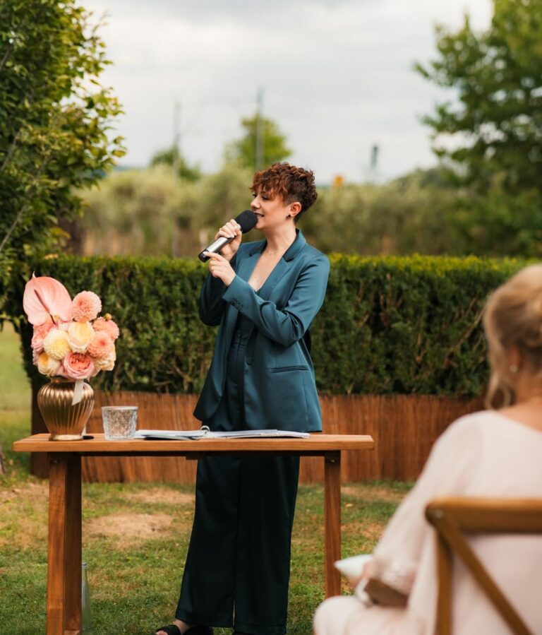 Traurednerin bei einer Freien Trauung in Frankfurt